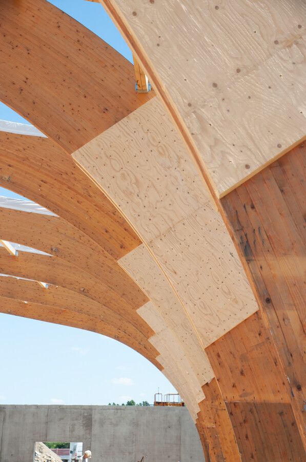 Kerto® Q pour renforcement de structure - poutres LVL Kerto® Q installées