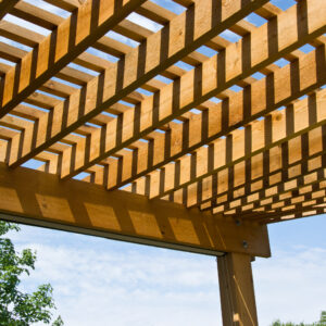 Bois de structure extérieure et traverses